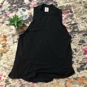 We the free muscle tank